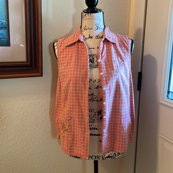 Tweety collared button down sleeveless top. Sz small - Picture 10 of 12